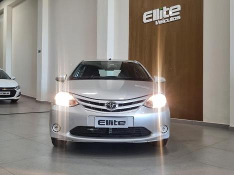 TOYOTA Etios Cross 1.5 16V 4P, Foto 2