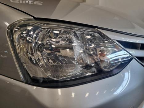 TOYOTA Etios Cross 1.5 16V 4P, Foto 4