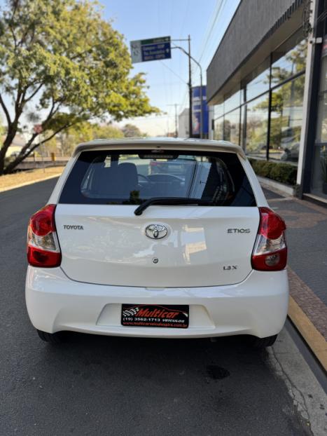 TOYOTA Etios Hatch 1.3 16V 4P FLEX X, Foto 4 TOYOTA Etios Hatch 1.3 16V 4P FLEX X, Foto 4