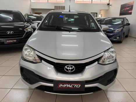 TOYOTA Etios Hatch 1.3 16V 4P FLEX X, Foto 3