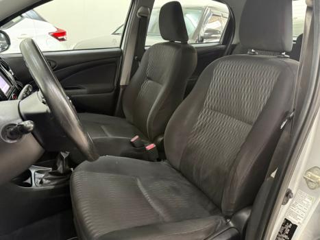 TOYOTA Etios Hatch 1.3 16V 4P FLEX X, Foto 9