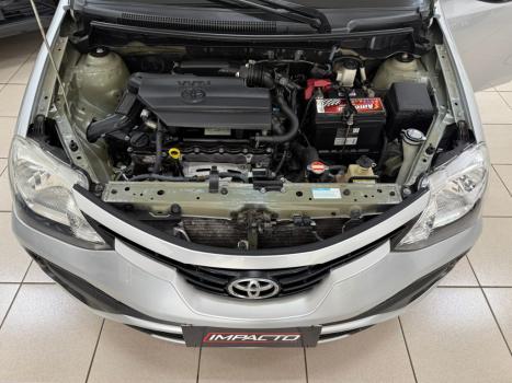 TOYOTA Etios Hatch 1.3 16V 4P FLEX X, Foto 11