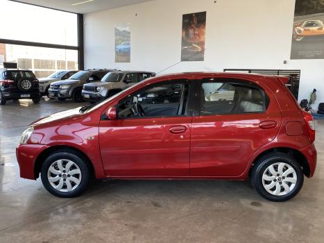 TOYOTA Etios Hatch 1.3 16V 4P FLEX XS, Foto 6