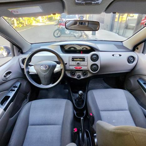 TOYOTA Etios Hatch 1.3 16V 4P FLEX XS, Foto 11