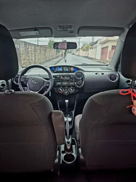 TOYOTA Etios Hatch 1.5 16V 4P FLEX XS AUTOMÁTICO, Foto 6