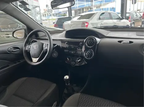 TOYOTA Etios Sedan 1.5 16V 4P FLEX XS, Foto 9