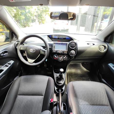 TOYOTA Etios Sedan 1.5 16V 4P FLEX X, Foto 11