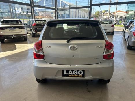 TOYOTA Etios Sedan 1.3 16V 4P FLEX X, Foto 5