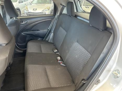 TOYOTA Etios Sedan 1.3 16V 4P FLEX X, Foto 7