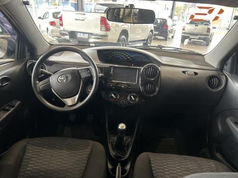 TOYOTA Etios Sedan 1.3 16V 4P FLEX X, Foto 10