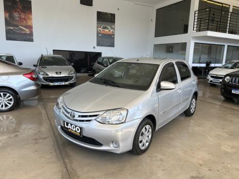 TOYOTA Etios Sedan 1.3 16V 4P FLEX X, Foto 3