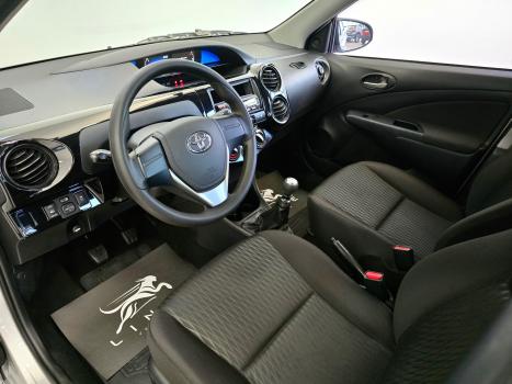 TOYOTA Etios Sedan 1.5 16V 4P FLEX X, Foto 8