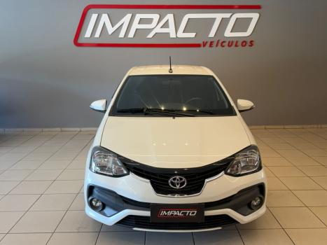 TOYOTA Etios Sedan 1.5 16V 4P FLEX PLATINUM AUTOM�TICO, Foto 2