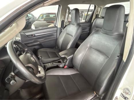 TOYOTA Hilux Caminhonete , Foto 8