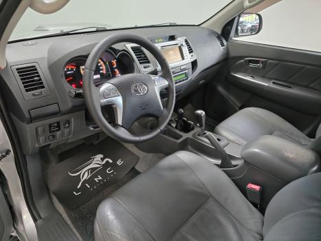 TOYOTA Hilux Caminhonete 3.0 16V 4P 4X4 SRV TURBO DIESEL CABINE DUPLA AUTOM�TICO, Foto 8