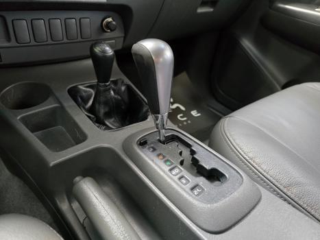 TOYOTA Hilux Caminhonete 3.0 16V 4P 4X4 SRV TURBO DIESEL CABINE DUPLA AUTOM�TICO, Foto 11