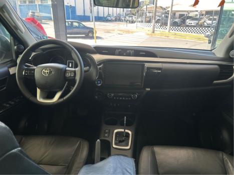 TOYOTA Hilux Caminhonete 2.8 16V SRX 4X4 DIESEL CABINE DUPLA AUTOM�TICO, Foto 9