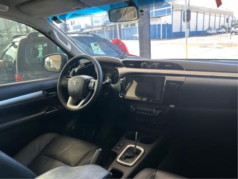 TOYOTA Hilux Caminhonete 2.8 16V SRX 4X4 DIESEL CABINE DUPLA AUTOM�TICO, Foto 10