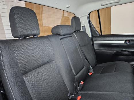 TOYOTA Hilux Caminhonete 2.8 16V 4P SR 4X4 DIESEL CABINE DUPLA AUTOM�TICO, Foto 5