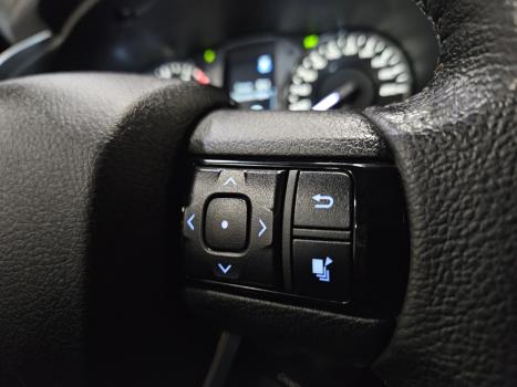 TOYOTA Hilux Caminhonete 2.8 16V 4P SR 4X4 DIESEL CABINE DUPLA AUTOM�TICO, Foto 9