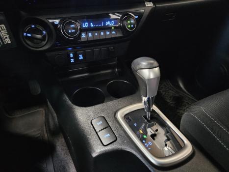 TOYOTA Hilux Caminhonete 2.8 16V 4P SR 4X4 DIESEL CABINE DUPLA AUTOM�TICO, Foto 13