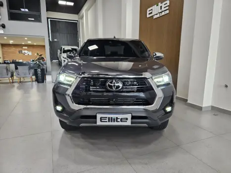 TOYOTA Hilux Caminhonete 2.8 16V SRX 4X4 TURBO DIESEL CABINE DUPLA AUTOM�TICO, Foto 16