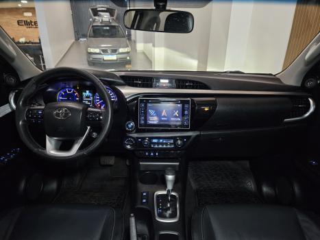 TOYOTA Hilux Caminhonete 2.8 16V SRX 4X4 DIESEL CABINE DUPLA AUTOM�TICO, Foto 7