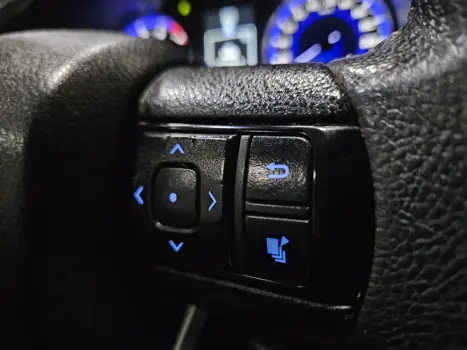 TOYOTA Hilux Caminhonete 2.8 16V SRX 4X4 DIESEL CABINE DUPLA AUTOM�TICO, Foto 9