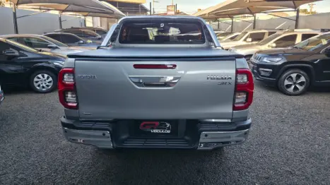 TOYOTA Hilux Caminhonete 2.8 16V SRX 4X4 TURBO DIESEL CABINE DUPLA AUTOM�TICO, Foto 5