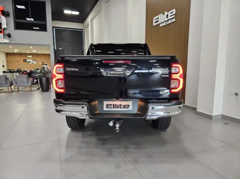 TOYOTA Hilux Caminhonete 2.8 16V SRX 4X4 TURBO DIESEL CABINE DUPLA AUTOM�TICO, Foto 20