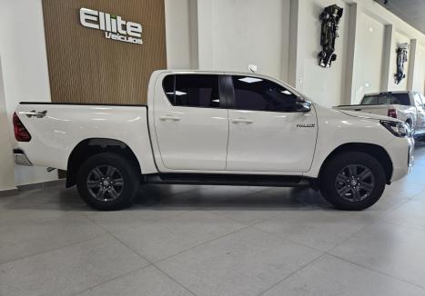TOYOTA Hilux Caminhonete 2.7 16V 4P SR CABINE DUPLA AUTOM�TICO, Foto 3
