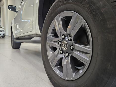 TOYOTA Hilux Caminhonete 2.7 16V 4P SR CABINE DUPLA AUTOM�TICO, Foto 18