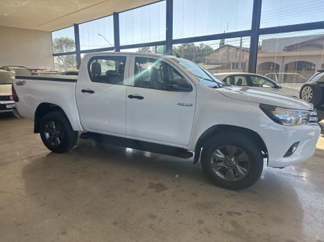 TOYOTA Hilux Caminhonete , Foto 4