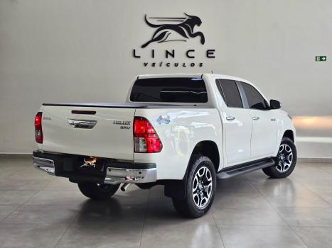 TOYOTA Hilux Caminhonete 2.8 16V SRV 4X4 DIESEL CABINE DUPLA AUTOMÁTICO, Foto 5