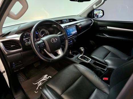 TOYOTA Hilux Caminhonete 2.8 16V SRV 4X4 DIESEL CABINE DUPLA AUTOMÁTICO, Foto 8