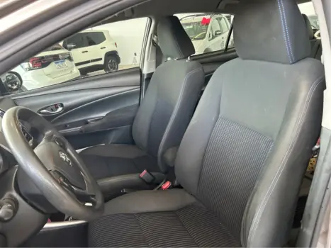 TOYOTA Yaris Hatch 1.5 16V 4P FLEX XL MULTIDRIVE AUTOMTICO CVT, Foto 7