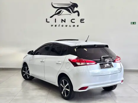 TOYOTA Yaris Hatch 1.5 16V 4P FLEX XLS CONNECT MULTIDRIVE AUTOM�TICO CVT, Foto 7