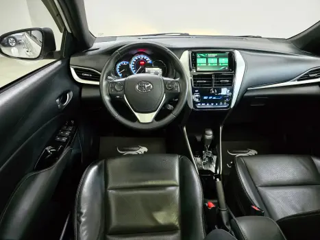 TOYOTA Yaris Hatch 1.5 16V 4P FLEX XLS CONNECT MULTIDRIVE AUTOM�TICO CVT, Foto 11