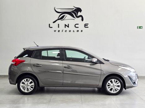 TOYOTA Yaris Hatch 1.3 16V 4P FLEX XL MULTIDRIVE AUTOM�TICO CVT, Foto 4