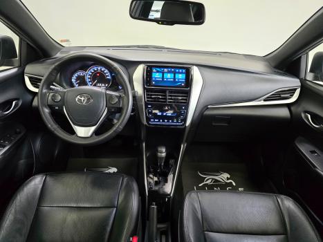 TOYOTA Yaris Hatch 1.3 16V 4P FLEX XL MULTIDRIVE AUTOM�TICO CVT, Foto 12