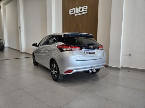 TOYOTA Yaris Hatch 1.5 16V 4P FLEX XLS CONNECT MULTIDRIVE AUTOM�TICO CVT, Foto 2