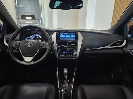 TOYOTA Yaris Hatch 1.5 16V 4P FLEX XLS CONNECT MULTIDRIVE AUTOM�TICO CVT, Foto 7