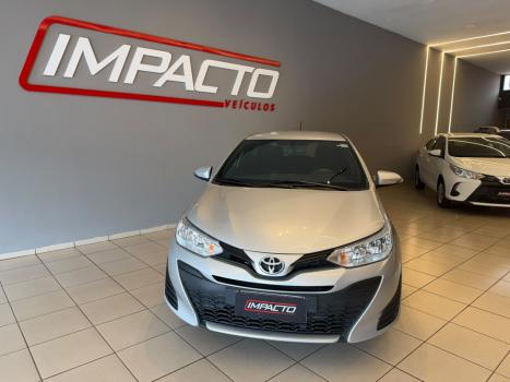 TOYOTA Yaris Hatch 1.5 16V 4P FLEX XL PLUS CONNECT MULTIDRIVE AUTOMÁTICO CVT, Foto 2
