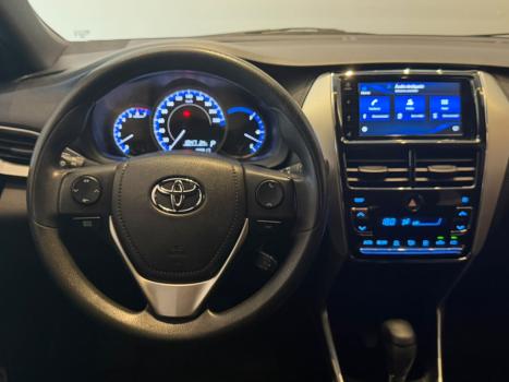 TOYOTA Yaris Hatch 1.5 16V 4P FLEX XL PLUS CONNECT MULTIDRIVE AUTOMÁTICO CVT, Foto 7