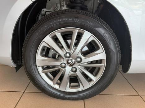 TOYOTA Yaris Hatch 1.5 16V 4P FLEX XL PLUS CONNECT MULTIDRIVE AUTOMÁTICO CVT, Foto 14