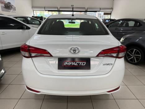 TOYOTA Yaris Sedan 1.5 16V 4P FLEX XL MULTIDRIVE AUTOM�TICO CVT, Foto 2