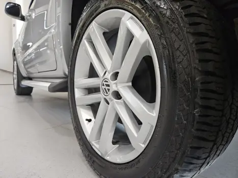 VOLKSWAGEN Amarok 2.0 16V 4X4 CABINE DUPLA HIGHLINE TURBO INTERCOOLER AUTOM�TICO, Foto 17