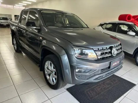 VOLKSWAGEN Amarok 3.0 V6 CABINE DUPLA HIGHLINE 4X4 TURBO INTERCOOLER AUTOMÁTICO, Foto 1 VOLKSWAGEN Amarok 3.0 V6 CABINE DUPLA HIGHLINE 4X4 TURBO INTERCOOLER AUTOMÁTICO, Foto 1