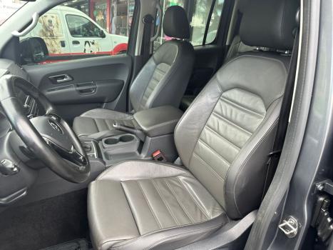 VOLKSWAGEN Amarok 3.0 V6 CABINE DUPLA HIGHLINE 4X4 TURBO INTERCOOLER AUTOMÁTICO, Foto 8 VOLKSWAGEN Amarok 3.0 V6 CABINE DUPLA HIGHLINE 4X4 TURBO INTERCOOLER AUTOMÁTICO, Foto 8