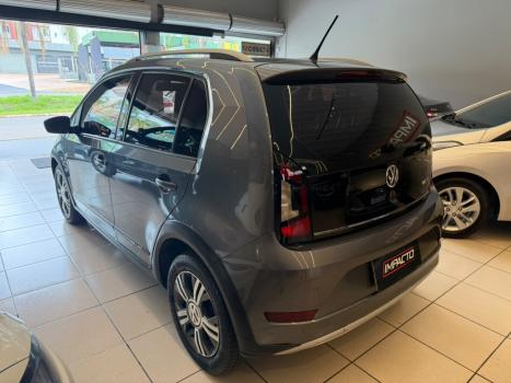 VOLKSWAGEN Cross UP 1.0 12V 4P TSI FLEX, Foto 9